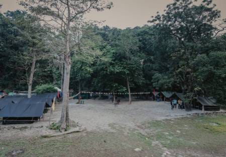 Camp in Rishikesh near River